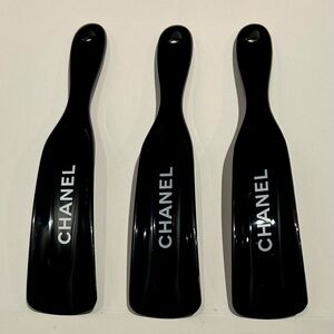 CHANEL shoe horn (3-pack)